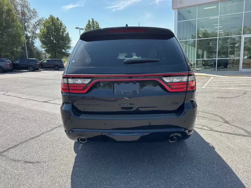 2025 Dodge Durango R/T photo 1