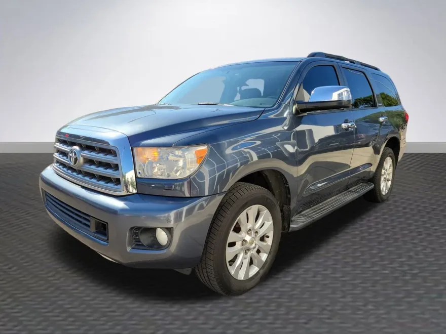 2010 Toyota Sequoia Platinum photo 1