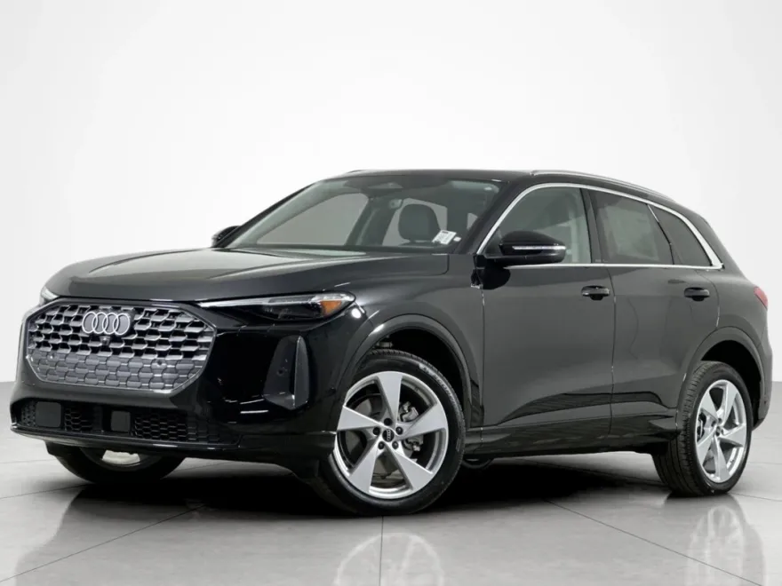 2025 Audi Q5 Premium Plus photo 1