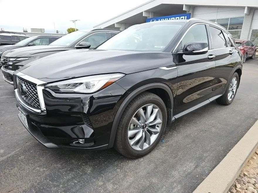 2021 Infiniti QX50 Luxe photo 1