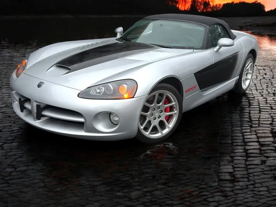2004 Dodge Viper SRT10 photo 1