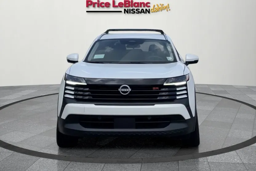 2025 Nissan Kicks SR photo 1