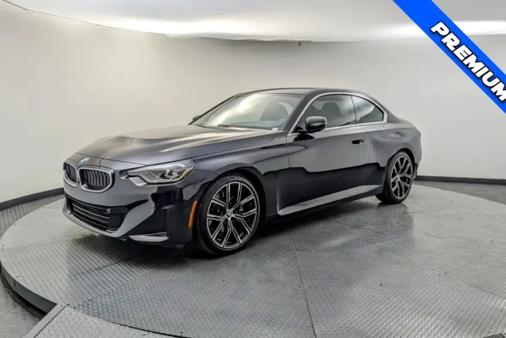 2022 Bmw 230i photo 1