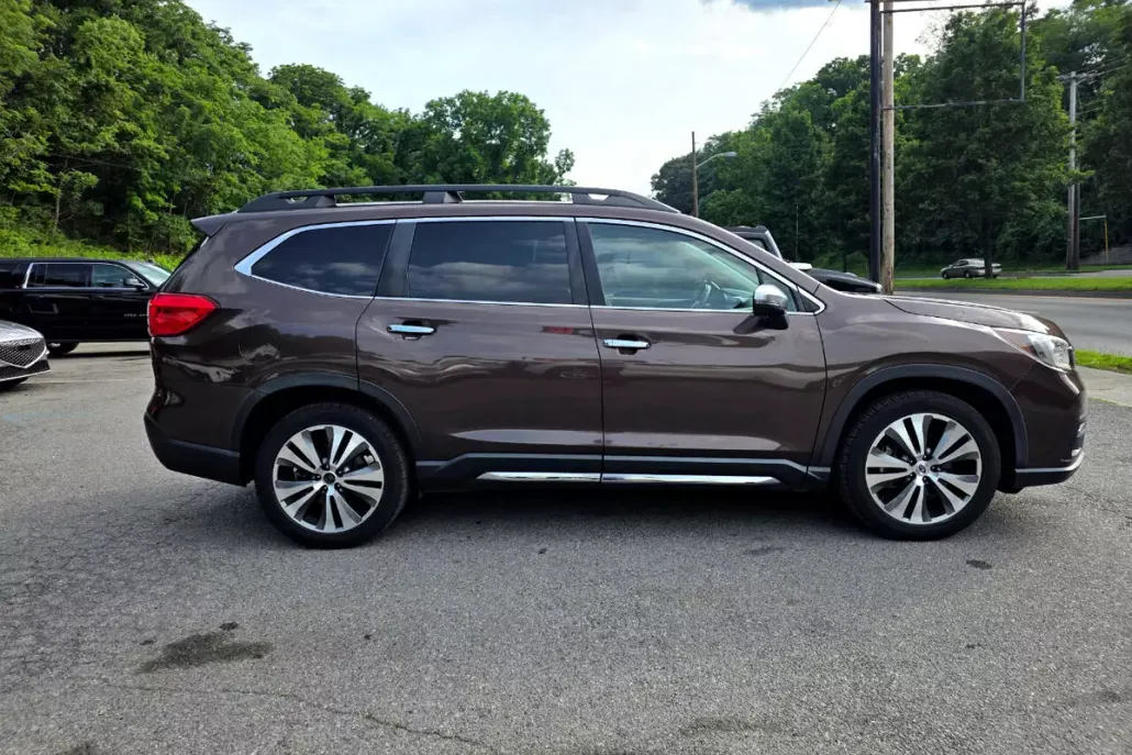 2019 Subaru Ascent Touring photo 1