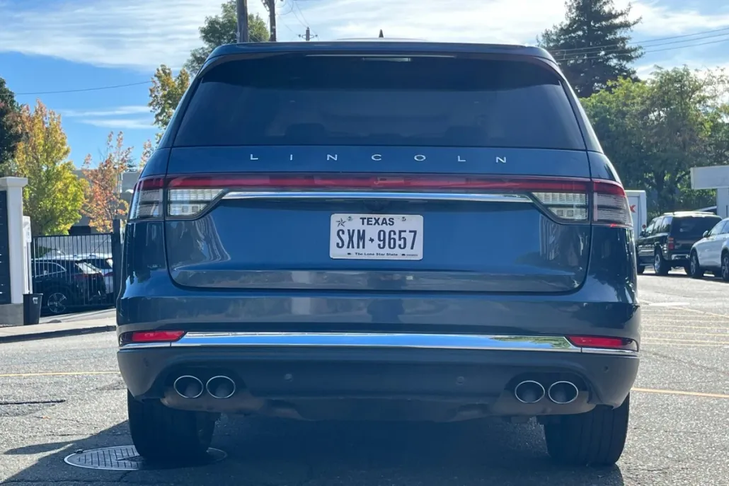 2020 Lincoln Aviator Reserve photo 1