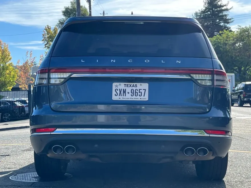 2020 Lincoln Aviator Reserve photo 1