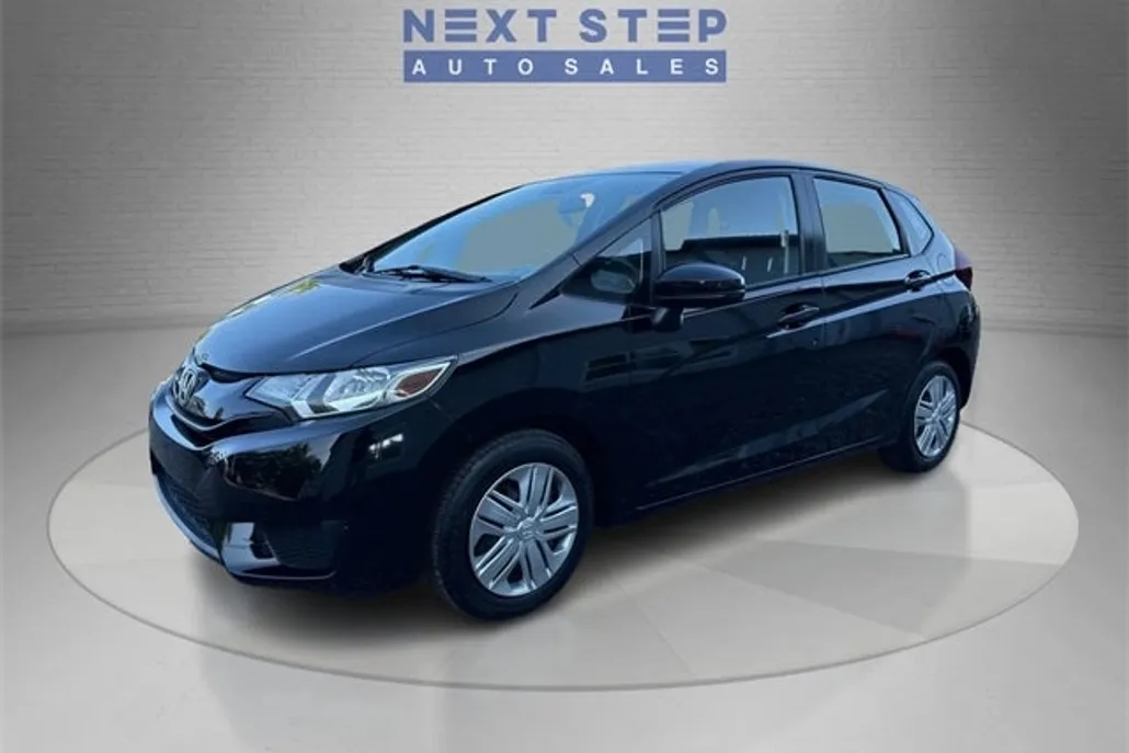 2016 Honda Fit LX photo 1
