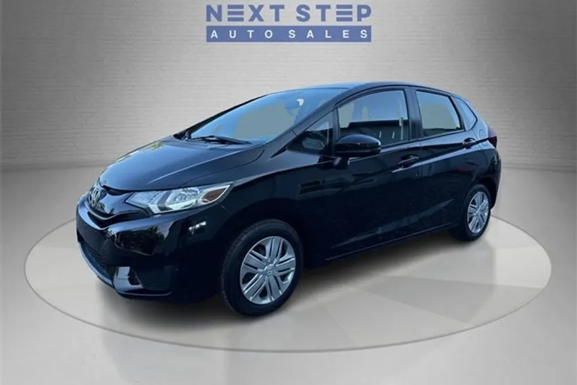 2016 Honda Fit LX photo 1