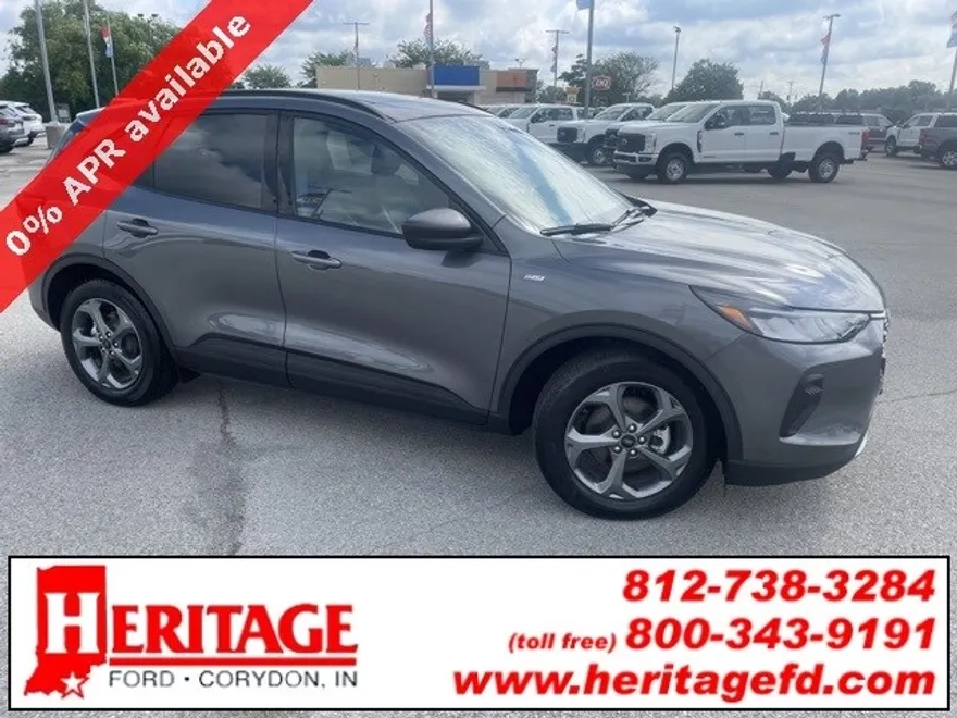 2025 Ford Escape ST-Line photo 1