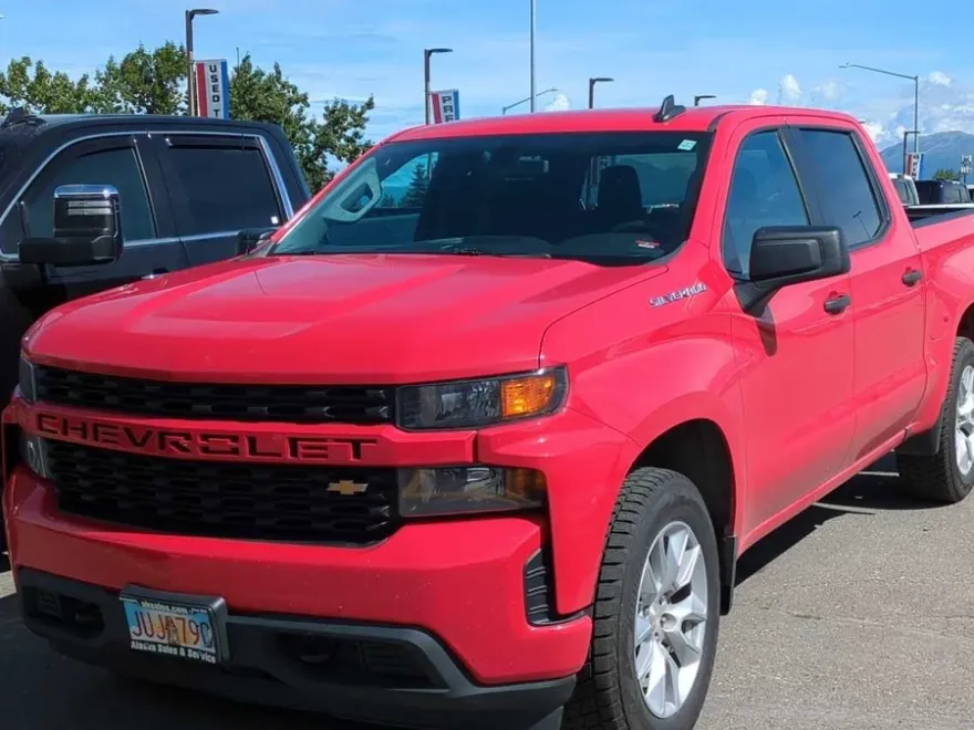 2021 Chevrolet Silverado 1500 Custom photo 1