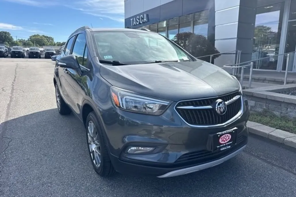 2018 Buick Encore Sport Touring photo 1
