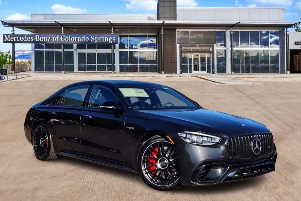 2025 Mercedes Benz S AMG 63 photo 1