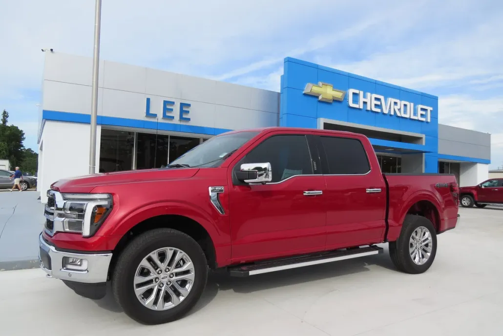 2024 Ford F-150 Lariat photo 1
