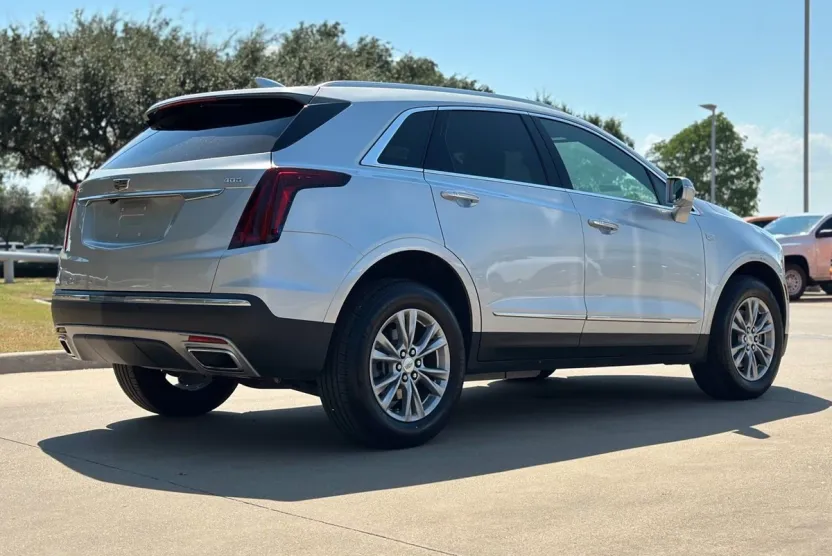 2020 Cadillac XT5 Premium Luxury photo 1