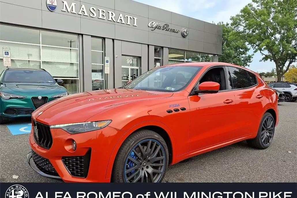 2023 Maserati Levante photo 1