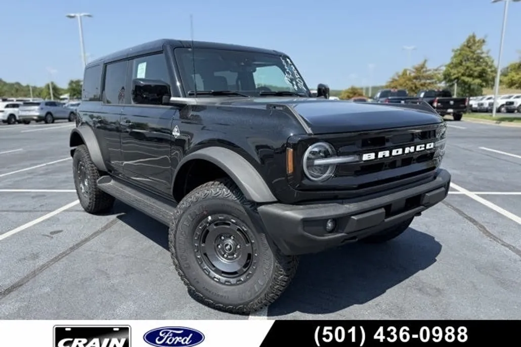 2025 Ford Bronco Outer Banks photo 1