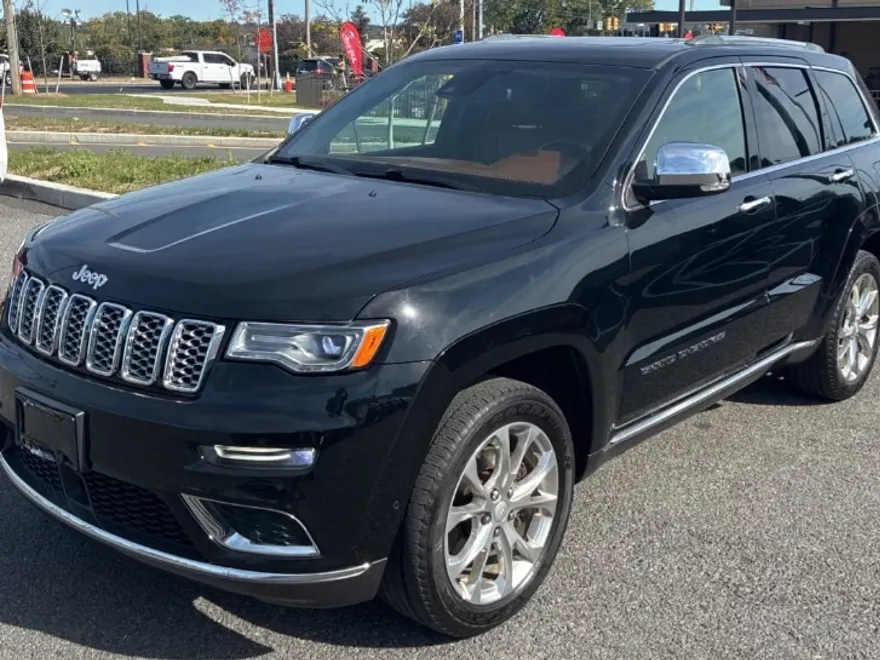 2020 Jeep Grand Cherokee Summit photo 1
