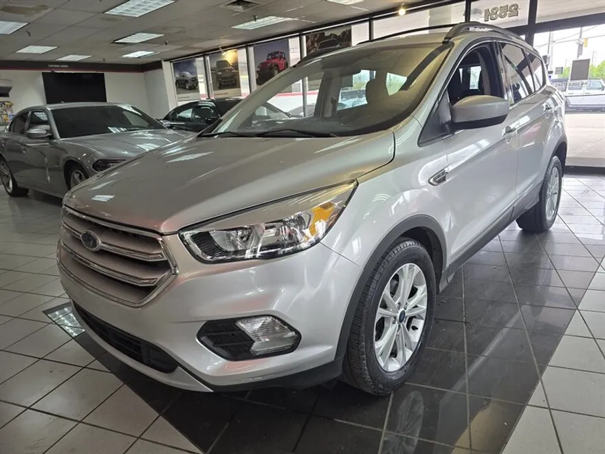 2018 Ford Escape SE photo 1