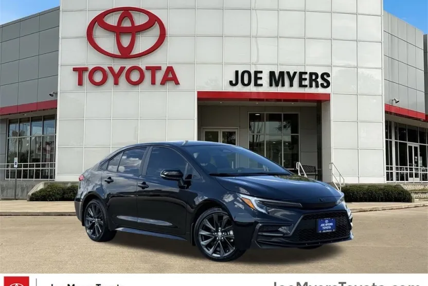 2025 Toyota Corolla SE photo 1