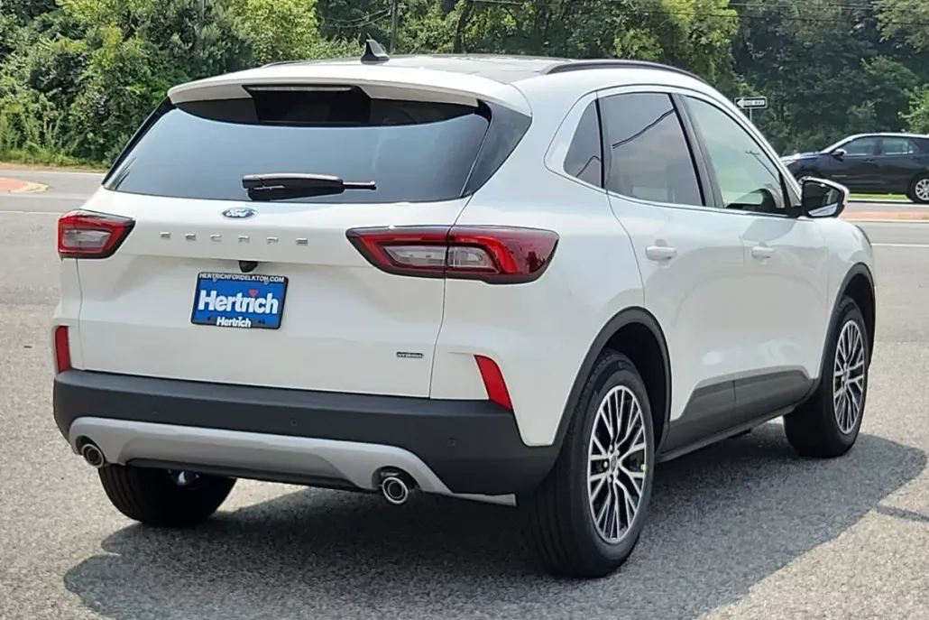 2025 Ford Escape Plug-In Hybrid photo 1