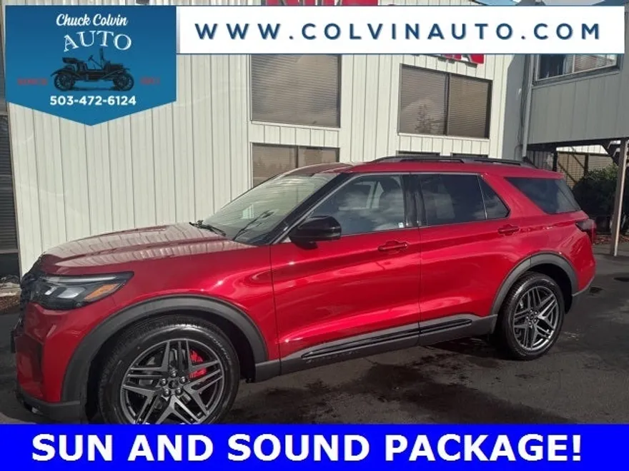 2025 Ford Explorer ST photo 1