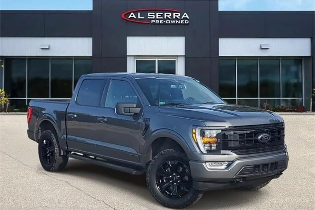 2023 Ford F-150 XLT photo 1