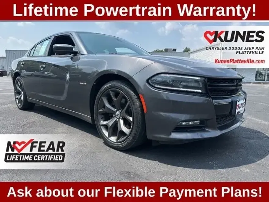 2018 Dodge Charger R/T photo 1