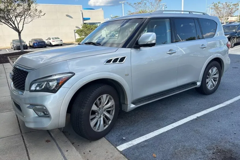 2016 Infiniti QX80 Base photo 1