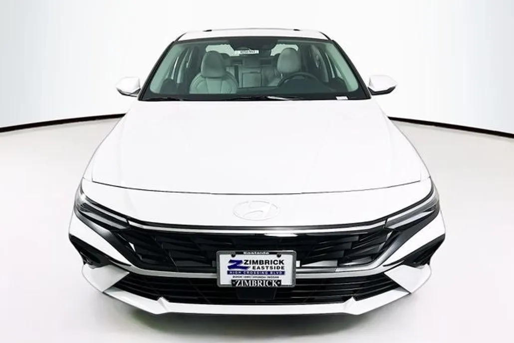 2025 Hyundai Elantra Hybrid Limited photo 1
