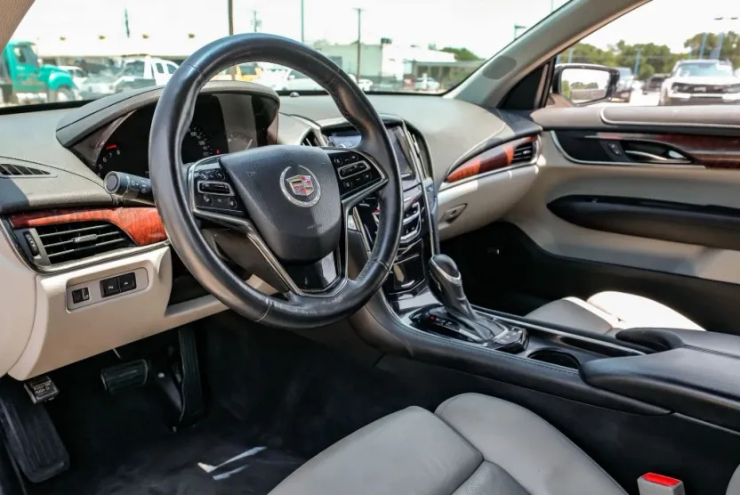 2016 Cadillac ATS Luxury photo 1