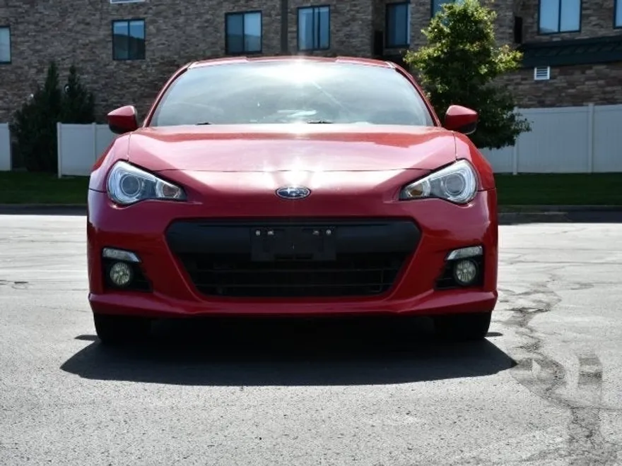 2016 Subaru BRZ Limited photo 2