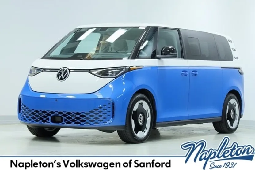 2025 Volkswagen ID. Buzz Pro Plus photo 1