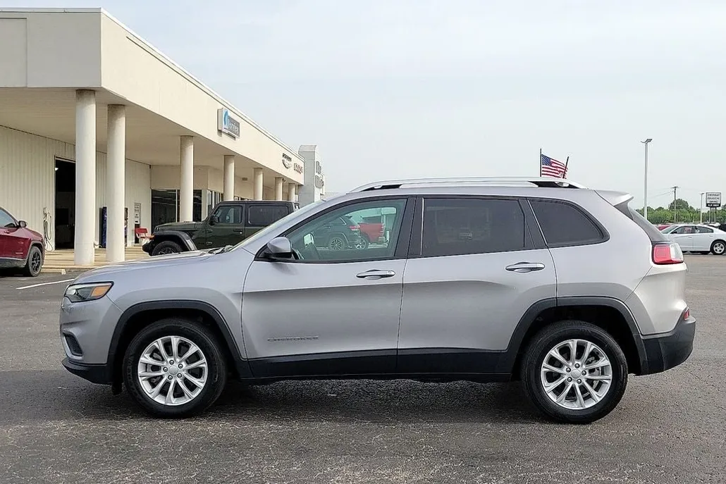 2020 Jeep Cherokee Latitude photo 1