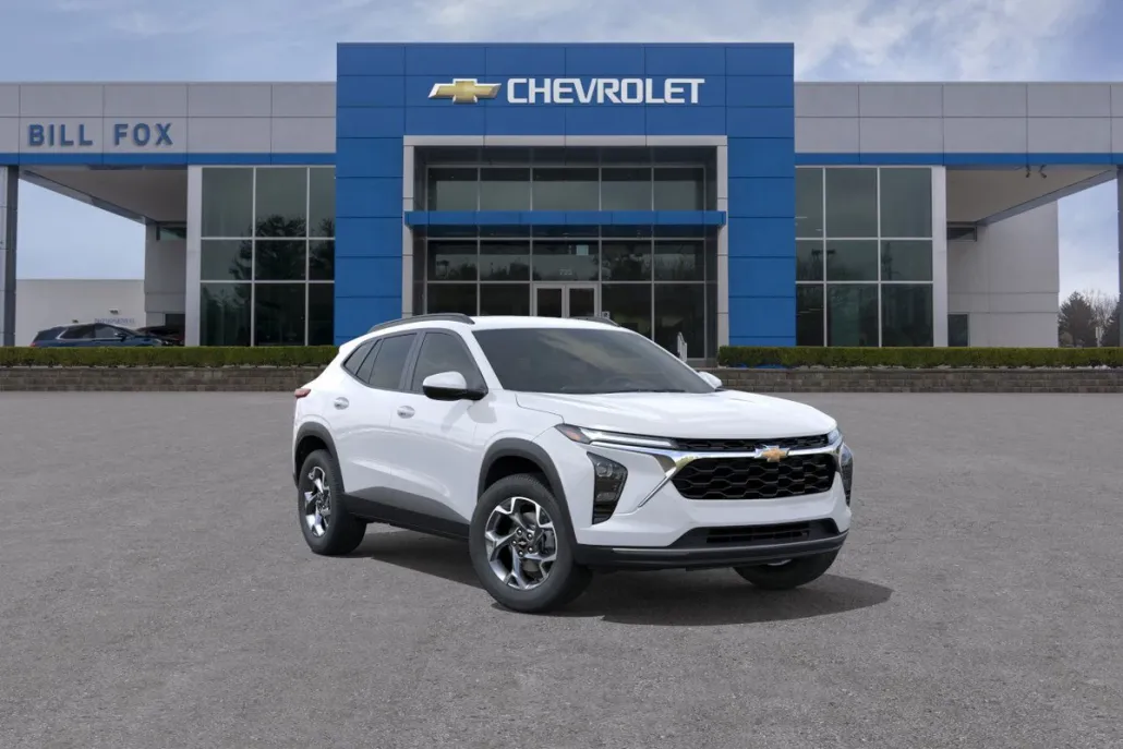 2025 Chevrolet Trax LT photo 1