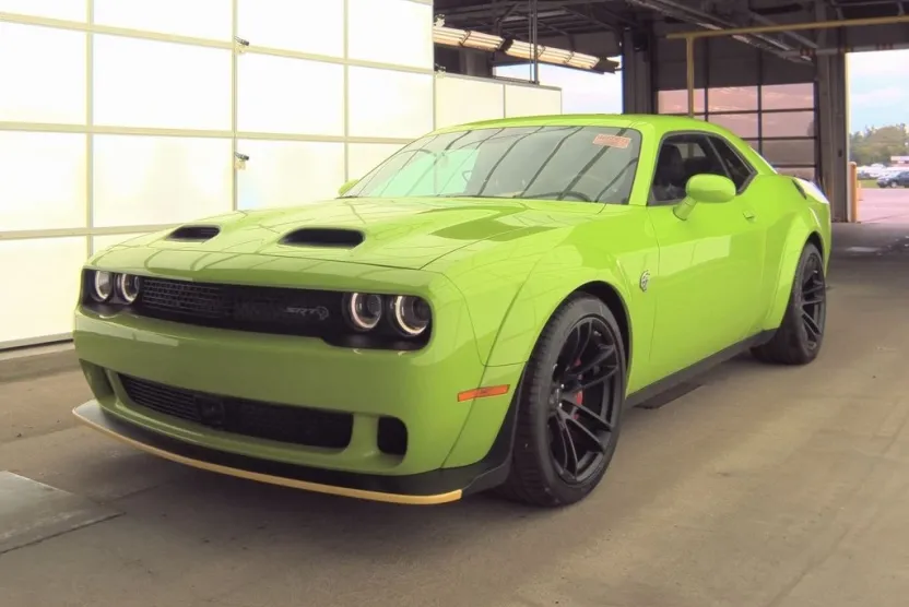 2023 Dodge Challenger SRT8 Hellcat Widebody photo 1