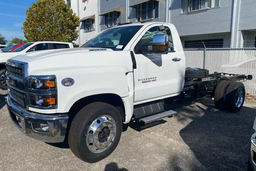 2024 Chevrolet Silverado 5500HD Work Truck photo 1