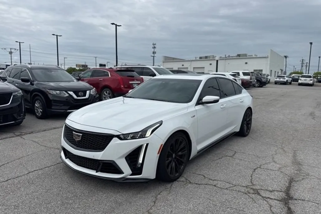 2022 Cadillac CT5 photo 1