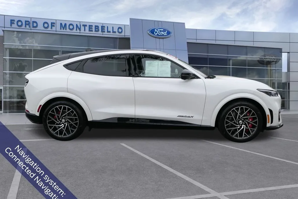 2023 Ford Mustang Mach-E GT photo 1