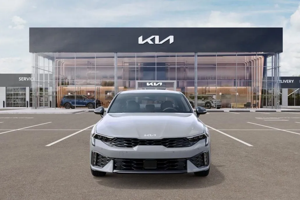 2026 Kia K5 GT-Line photo 1