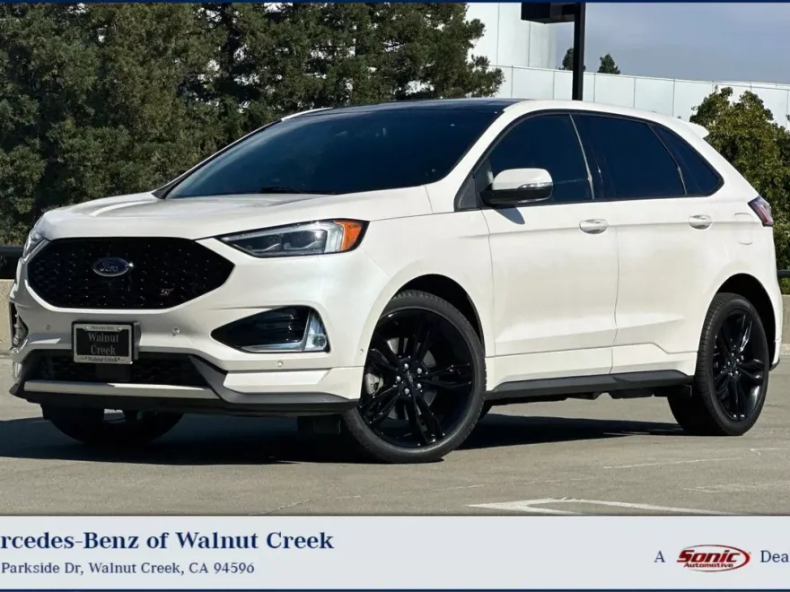 2019 Ford Edge ST photo 1