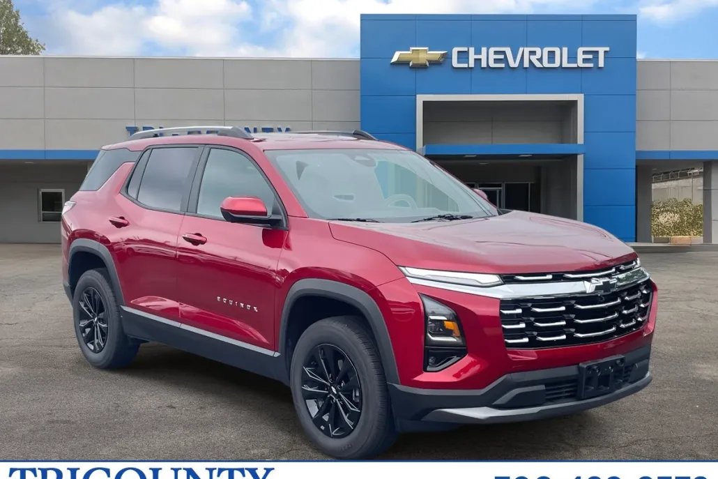 2025 Chevrolet Equinox LT photo 1