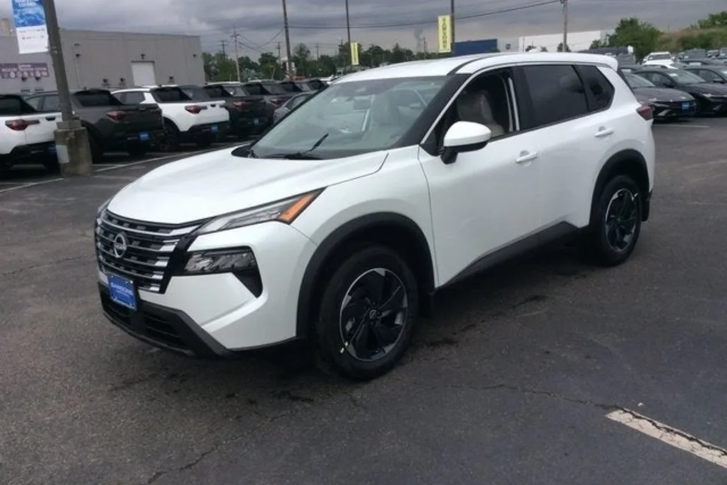2025 Nissan Rogue SV photo 1