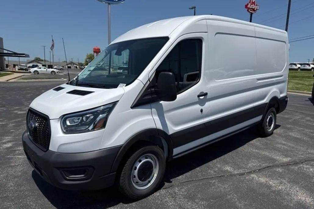 2025 Ford Transit photo 1