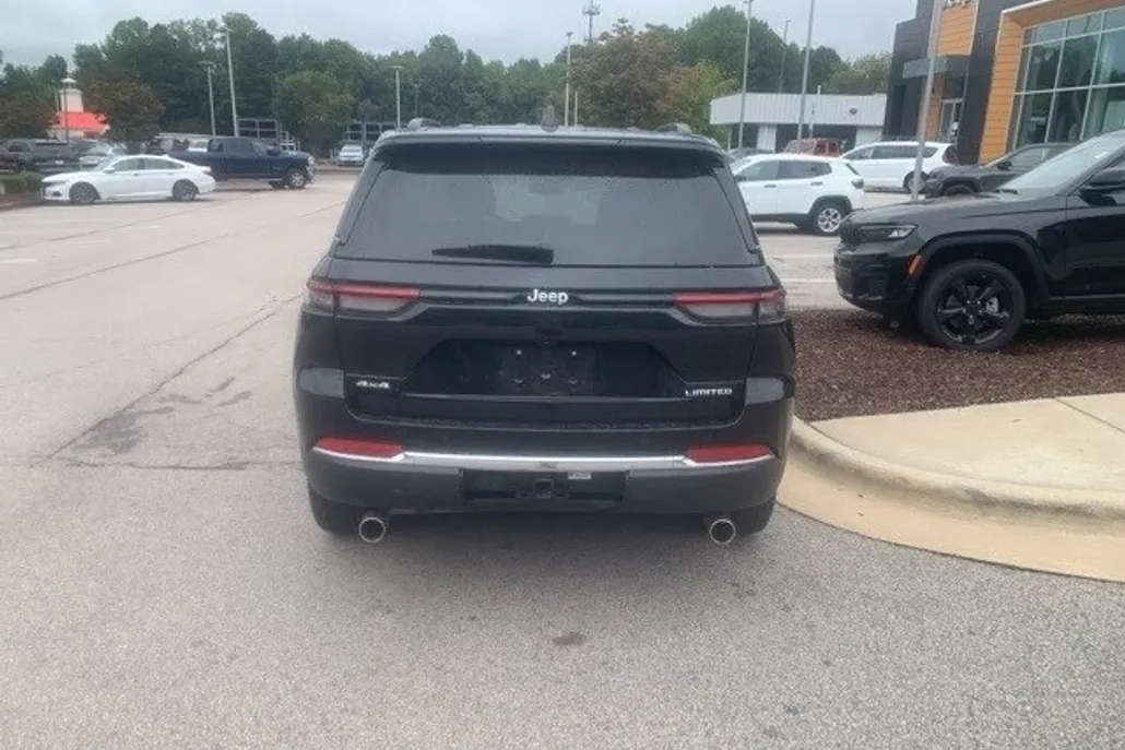 2025 Jeep Grand Cherokee Limited photo 1