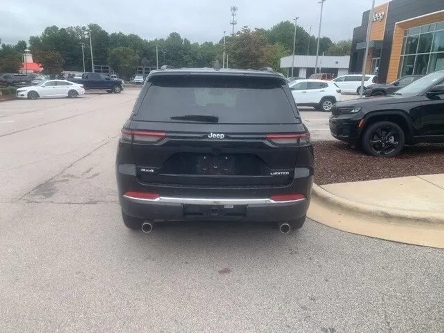 2025 Jeep Grand Cherokee Limited photo 1