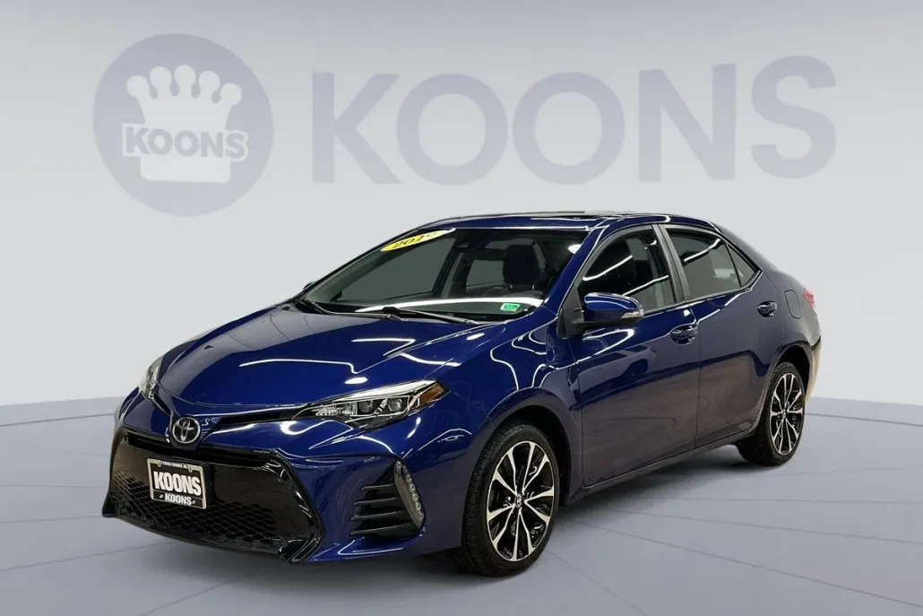2019 Toyota Corolla SE photo 1
