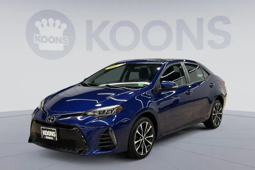 2019 Toyota Corolla SE photo 1