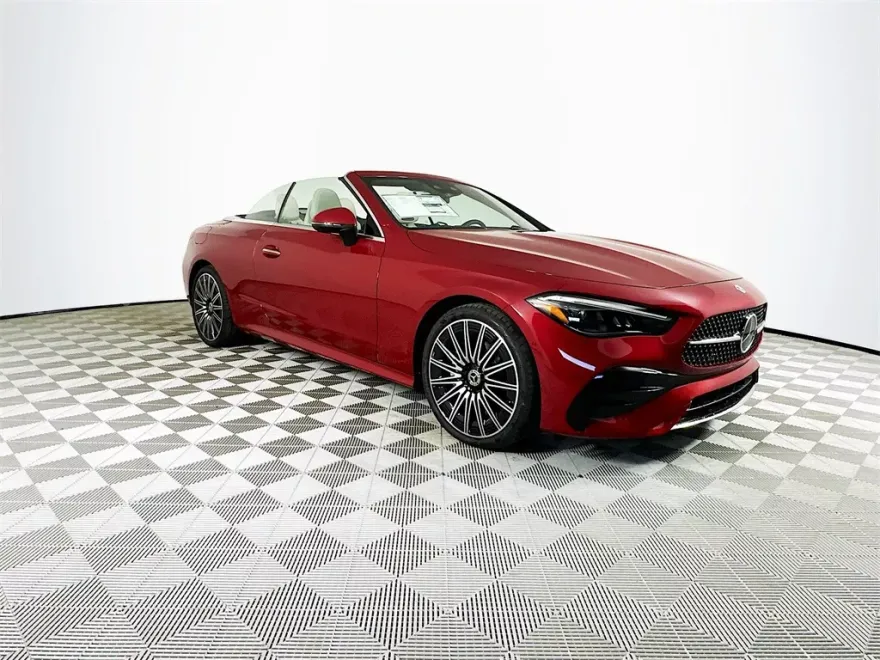 2026 Mercedes Benz CLE 300 4MATIC photo 1