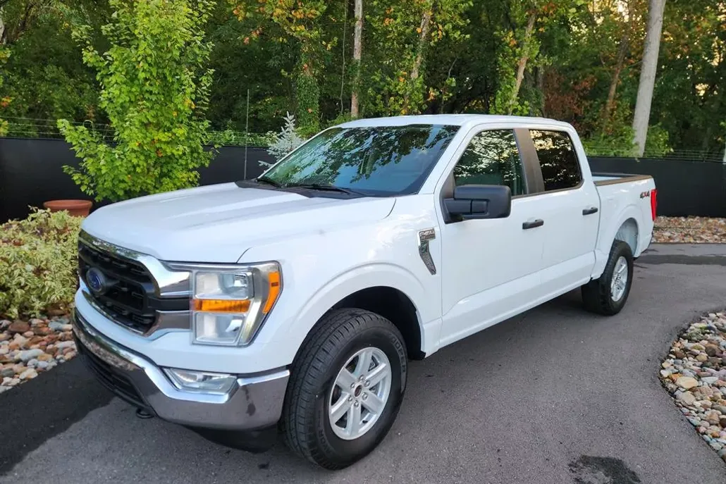 2022 Ford F-150 XLT photo 1