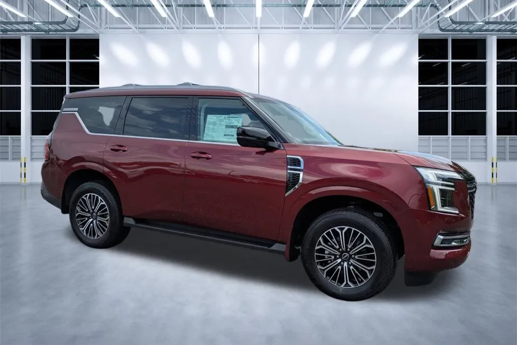 2025 Nissan Armada Platinum photo 1